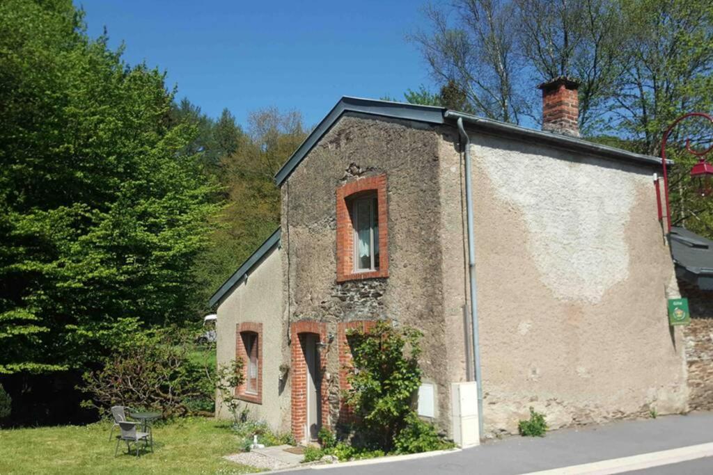 Gite Du Gue Les Hautes-Rivieres Exterior photo